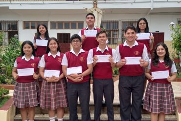 Abanderados del año lectivo 2023 – 2024