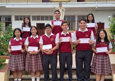 Abanderados del año lectivo 2023 – 2024